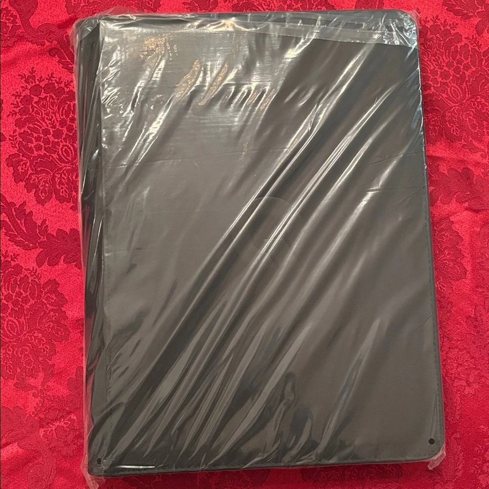 Brand New Large 1024 Pocket Trading Card Holder Binder Baseball Sports Storage
